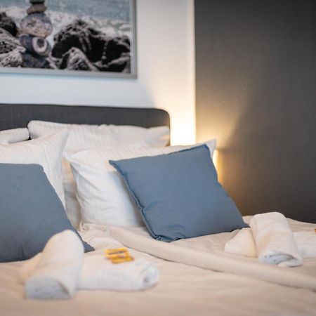 Federnest - Luxus-Studio - Kingsize Boxspringbett - Home-Office Mit Monitor Und Drucker - 11 Min Hbf Ντούισμπουργκ Εξωτερικό φωτογραφία